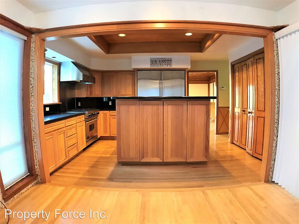 1st image of 322 Genevieve Ave