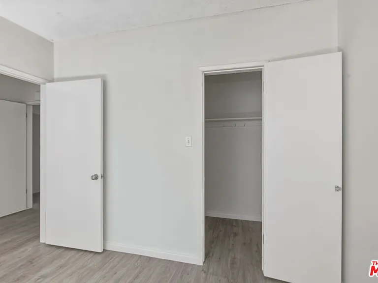 11746 Goshen Ave #6 — Photo 21