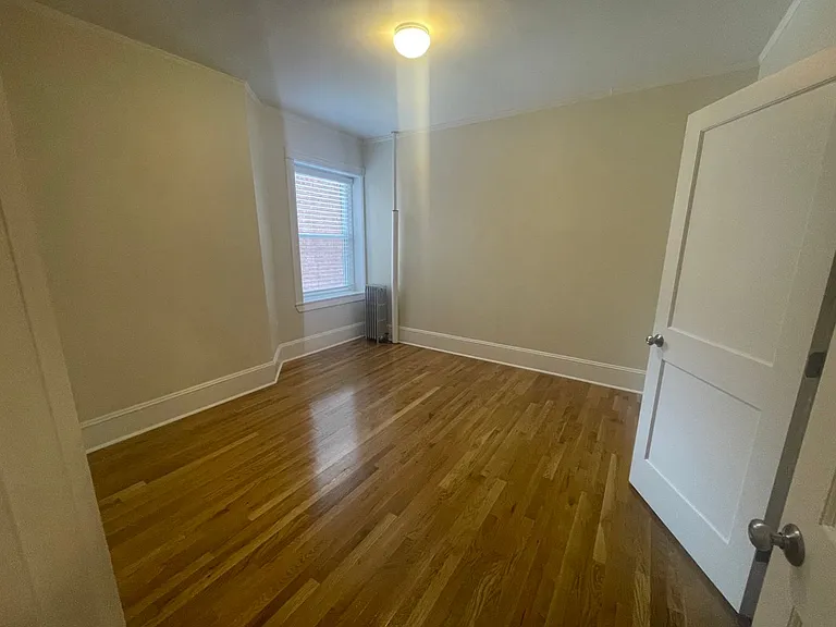1595 Beacon St #13 — Photo 10