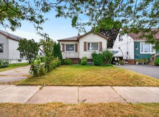 340 Barton St, Stoney Creek, ON L8E 2K9