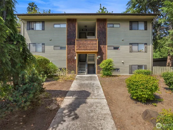 23405 16th Place S #C104, Des Moines, WA 98198