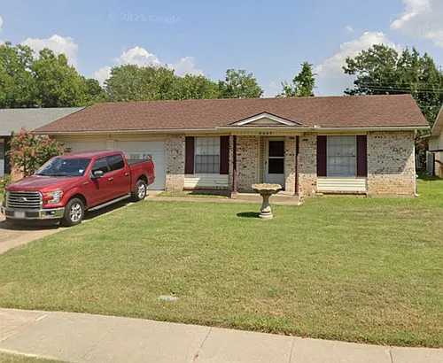 2820 Ridgeview Ln Photo 1