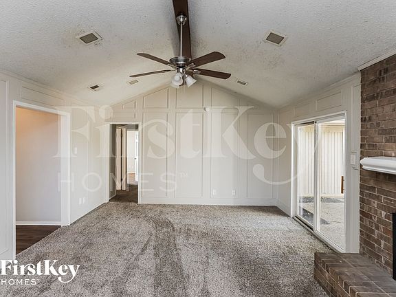3rd image of 5105 Barcelona Dr