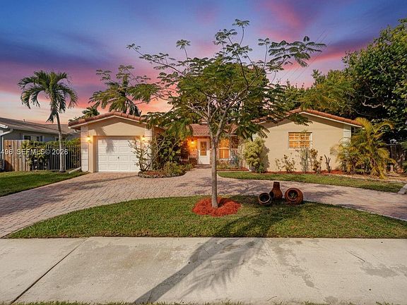 3rd image of 1237 Garfield St