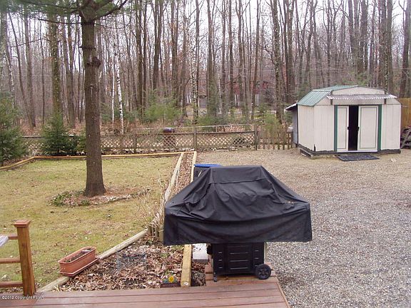3rd image of 9029 W Sherwood Dr