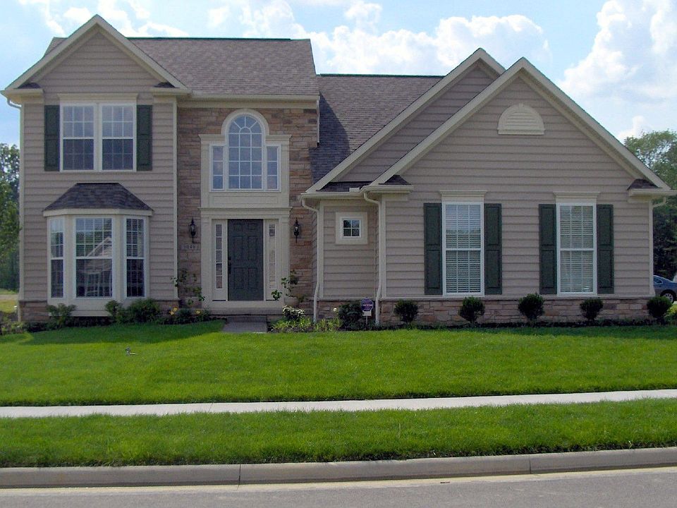 1st image of 5048 Lake Forest Dr