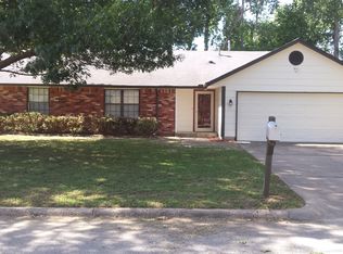 111 W Roanoke St, Broken Arrow, OK 74011