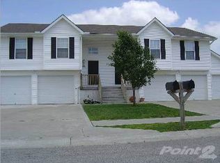 10709 N Kenwood Ave, Kansas City, MO 64155
