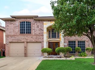220 Flushing Quail Dr, Arlington, TX 76002