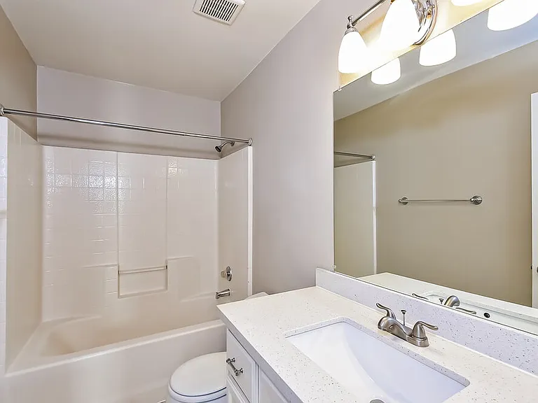 2306 Hollow Oak Ave — Photo 14