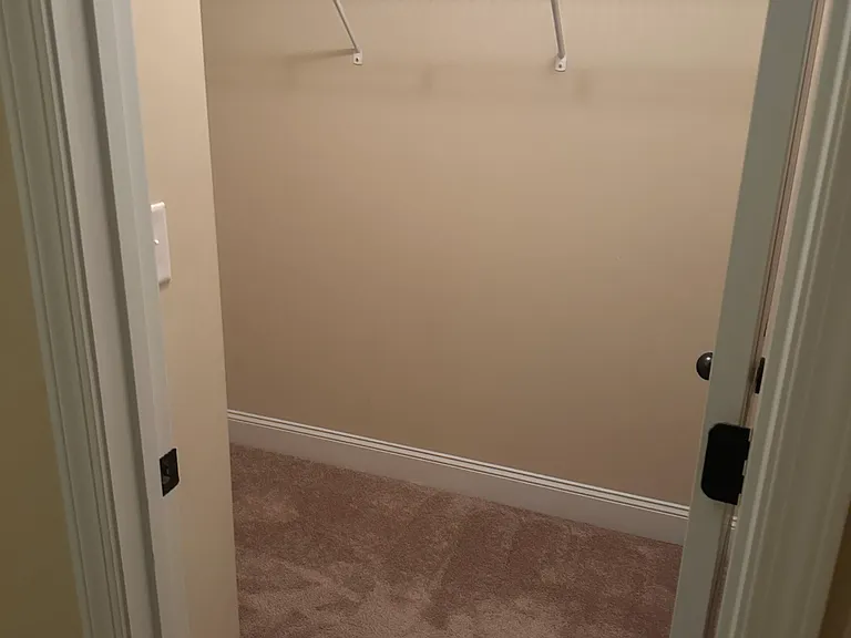 595 Highbranch Cir — Photo 24