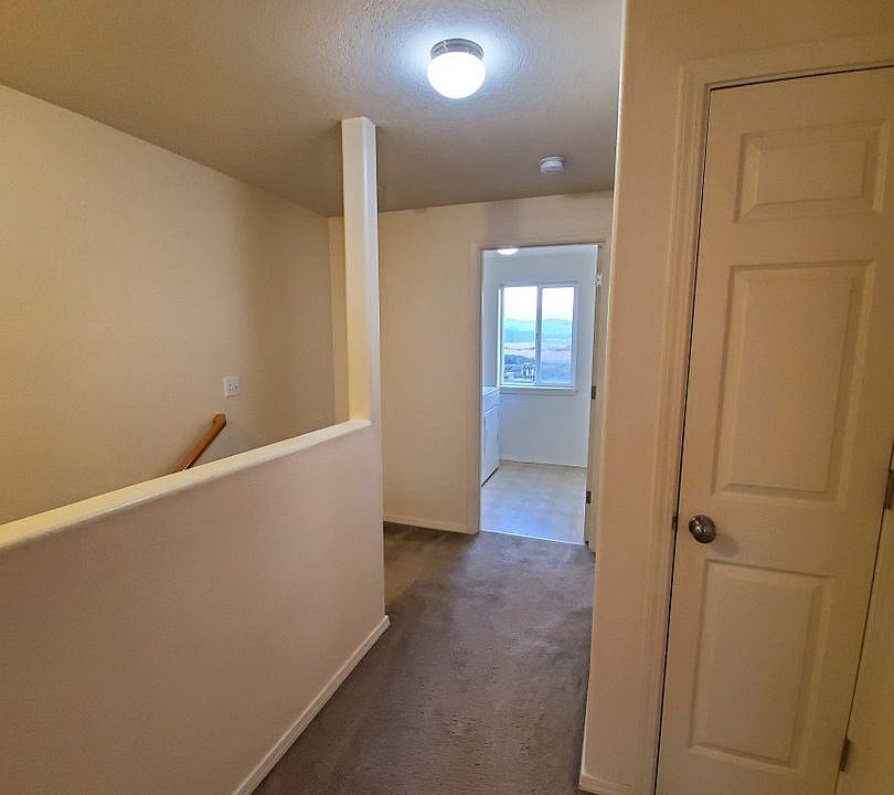 1st image of 5703 NE 135th Ave
