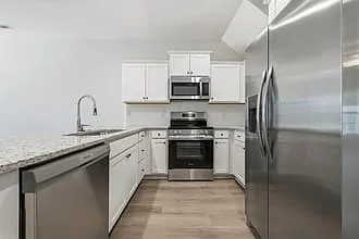 219 Buckwood Drive End #21 — Photo 6