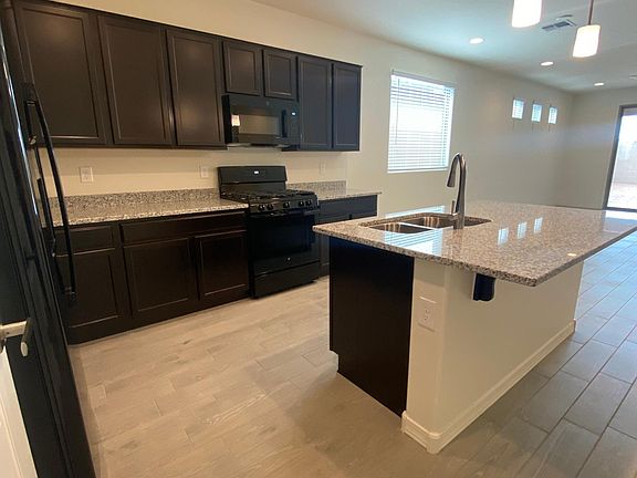 4th image of 8241 E Juanita Ave