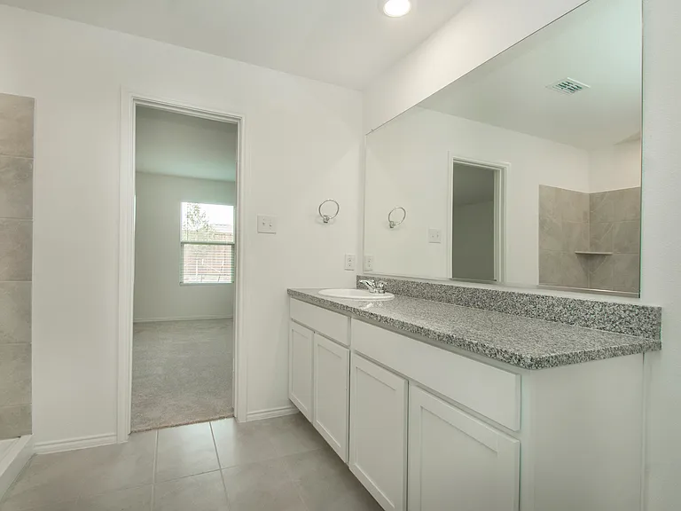 2905 Kings Table Ct — Photo 20