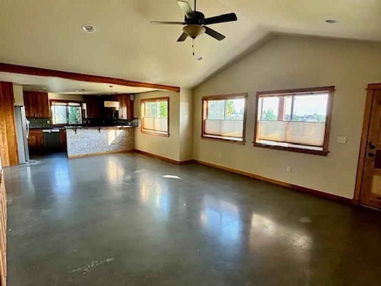 4020 Annie St — Photo 35