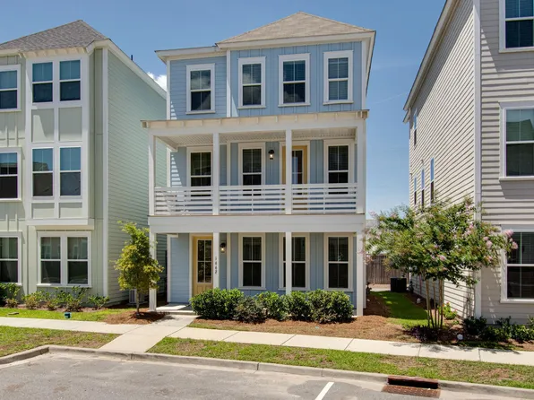 1667 Indy Dr, North Charleston, SC 29405