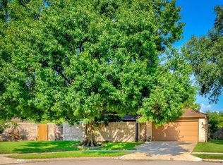 2403 Prides Crossing Rd, Houston, TX 77067