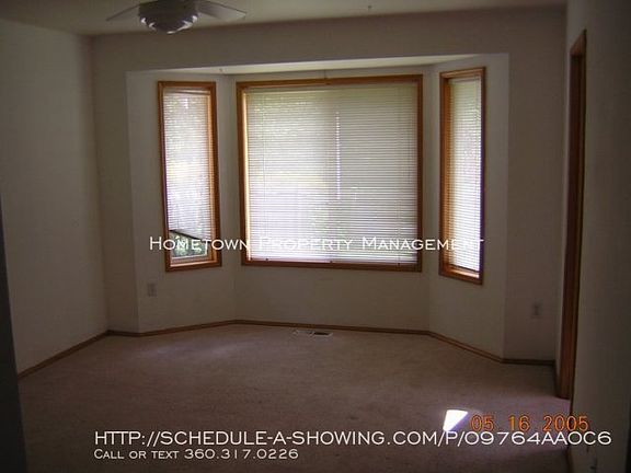 4th image of 3217 Jeri Dr NE