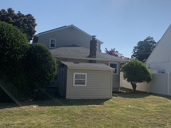 2nd image of 51 Wallace Dr
