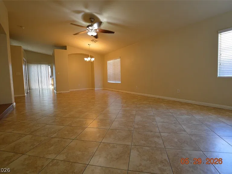 8398 Hollywood Hills Ave — Photo 4
