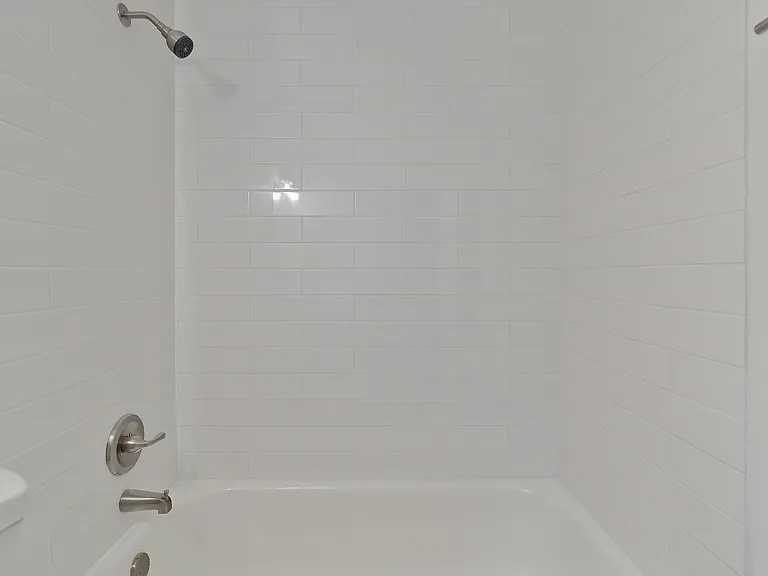 Emerald Cove West — Photo 2