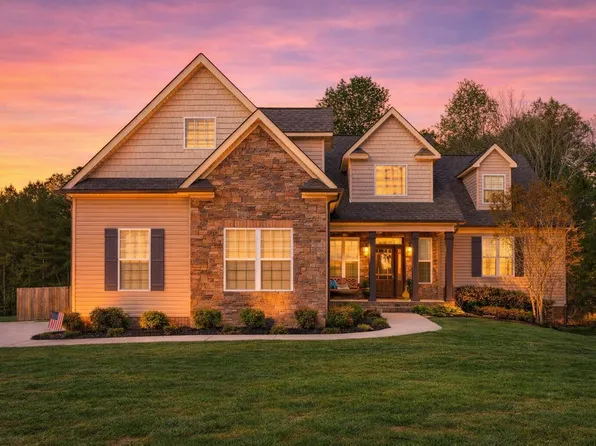 1010 Natural Way, Soddy Daisy, TN 37379