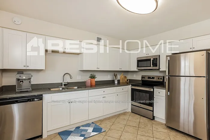 4 bed, 2.0 bath, 1424 sqft, $2,345 — Photo 3