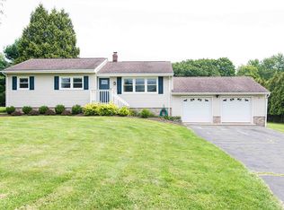 792 Newmans Ln, Martinsville, NJ 08836