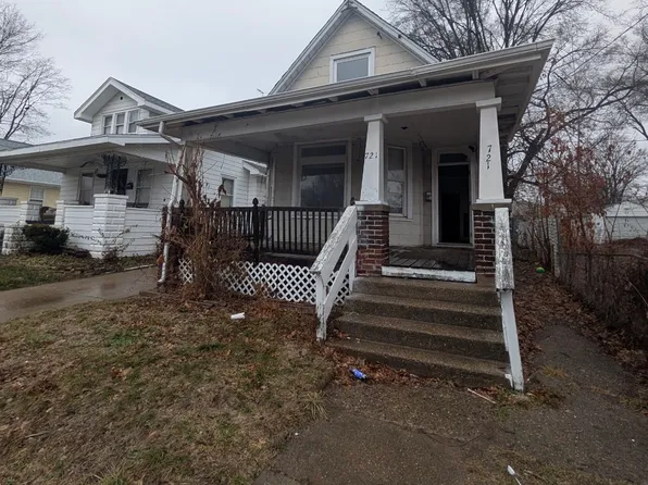 721 E McClure Ave, Peoria, IL 61603
