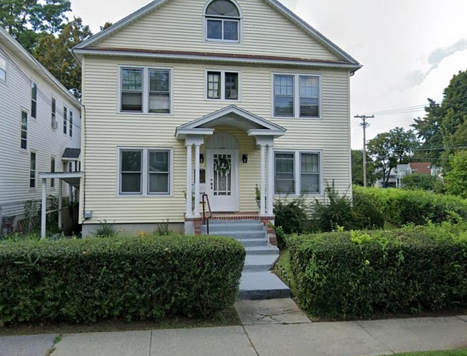 1st image of 23 W Erie St #3