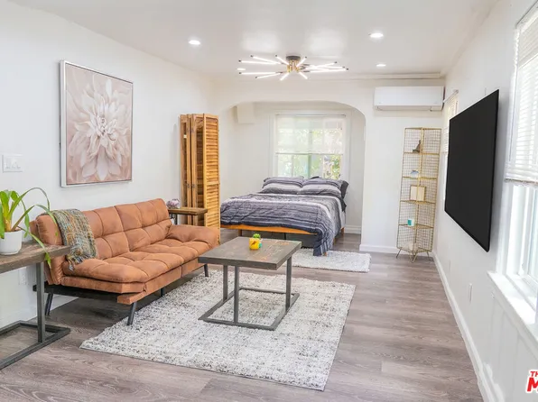 348 Laveta Ter, Los Angeles, CA