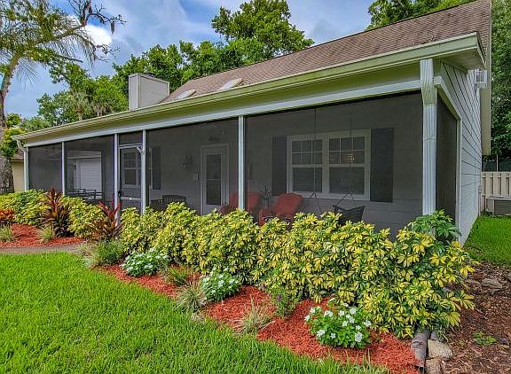 4th image of 914 Sandle Wood Dr