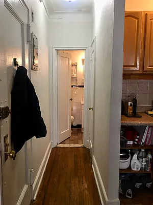 Rented by Avi Nash Associates | media 12