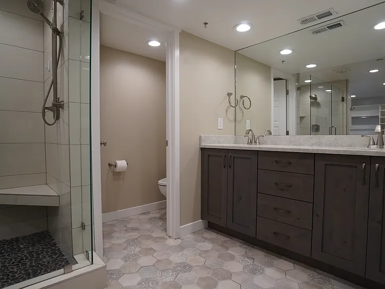 1203 E Roma Dr — Photo 28