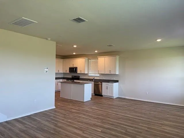 639 Papaya Dr — Photo 12