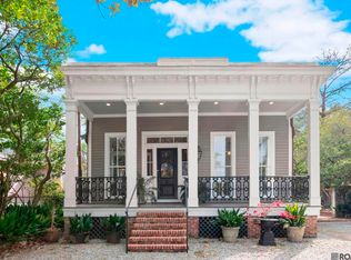 8262 Highland Rd, Baton Rouge, LA 70808