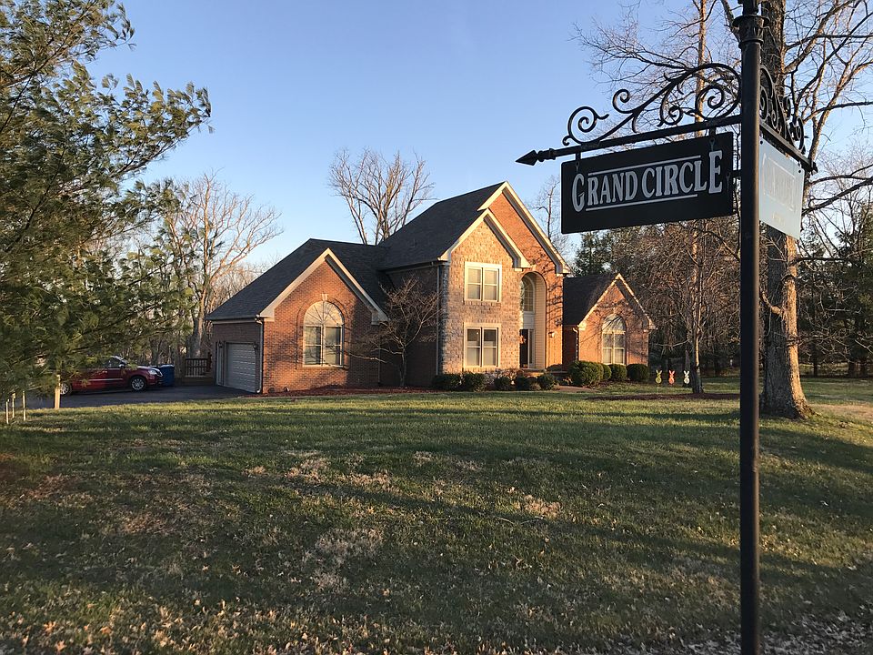 2nd image of 4427 Grand Cir