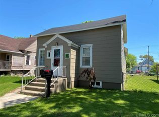 314 N 18th St, Escanaba, MI 49829