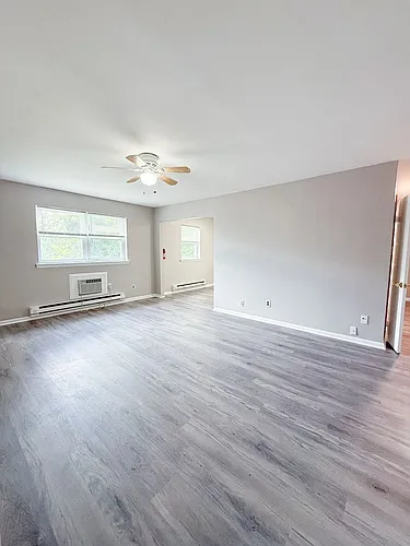 105 Lincoln St Photo 1