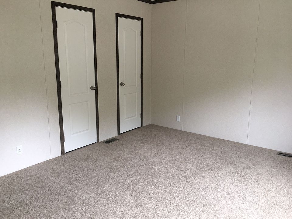 2nd image of 1438 Candlewood Ln