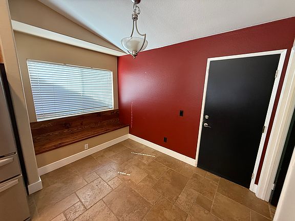 5th image of 4859 Lake Park Pl