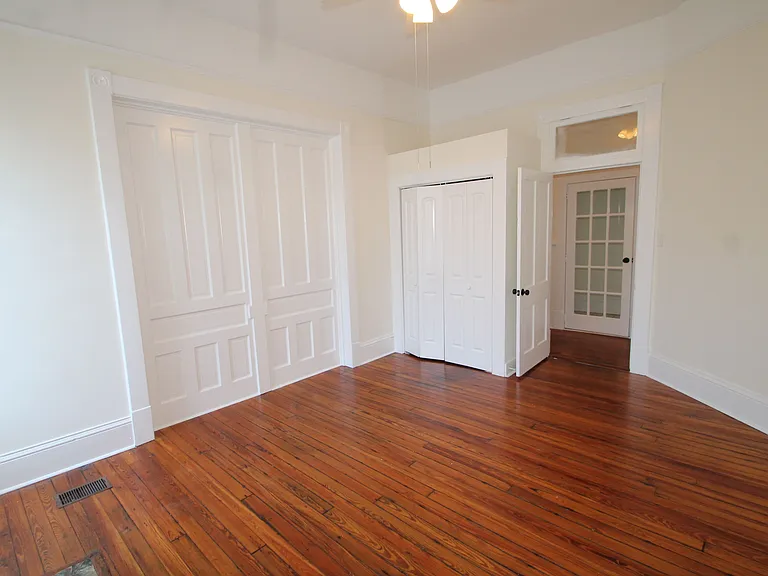 1008 Barnard St — Photo 14