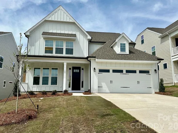 109 Longwood Rd, Mooresville, NC 28115