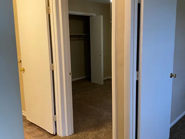 213 S Fort St #22, Nixa, MO 65714