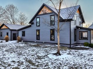 417 E Van Buren St, Ottawa, IL 61350