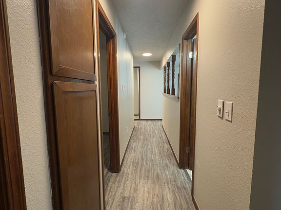 3rd image of 100 Lochwood Cir #1