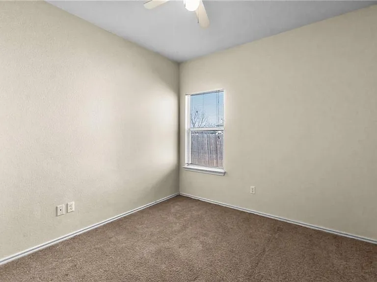 603 Wiley St — Photo 11