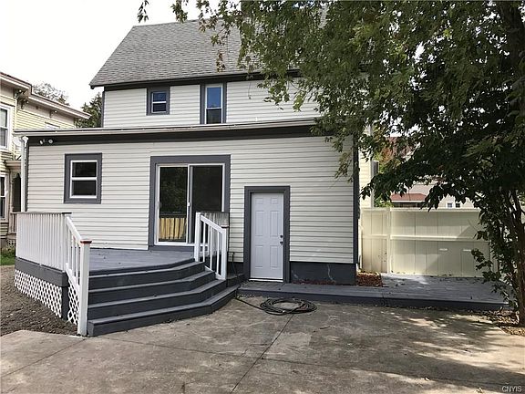 3rd image of 8 Pearne Ave