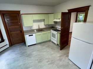 2319 15th St APT 2, Troy, NY 12180